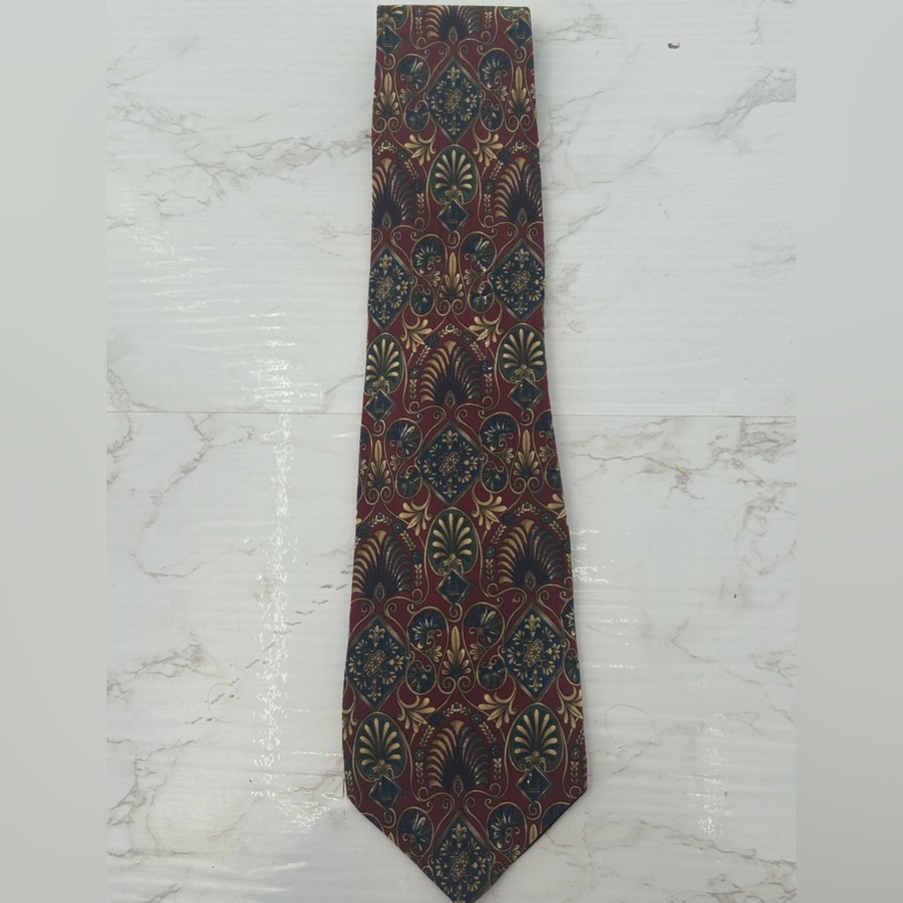 VTG THE METROPOLITAN MUSEUM OF ART
Silk Tie